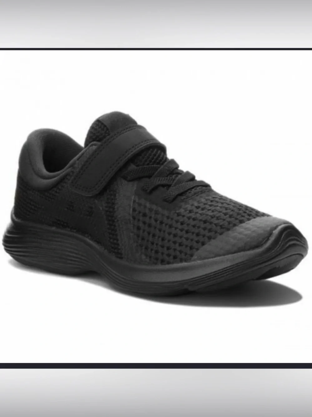 black Nike Revolution 4 (PSV) running shoes 11c